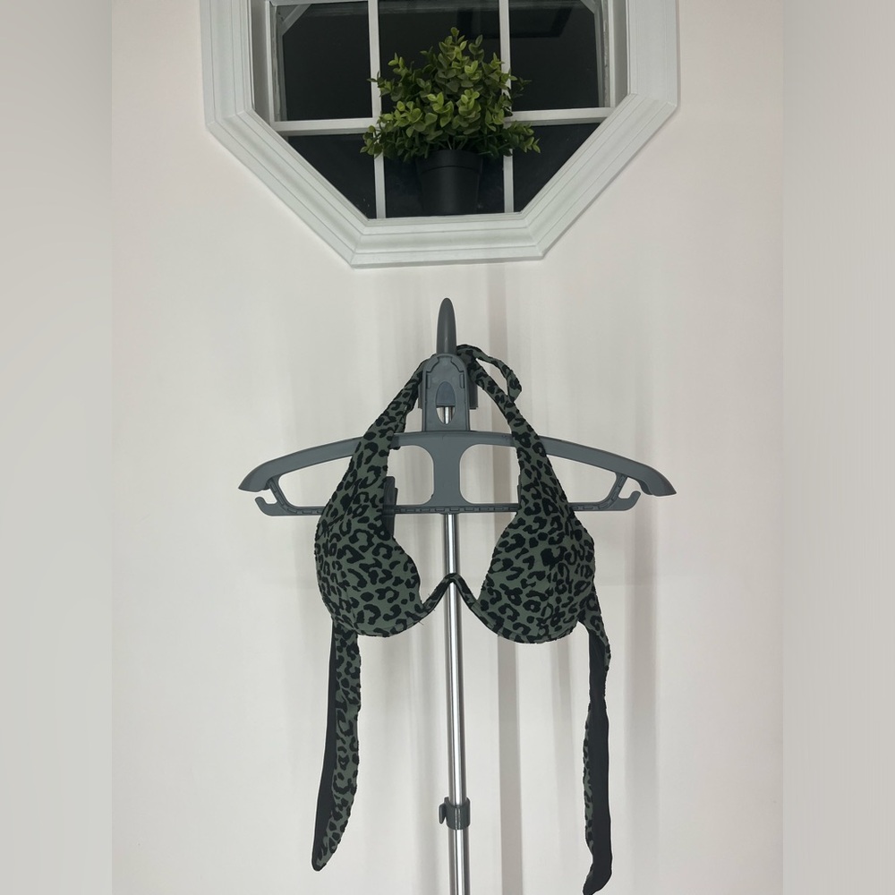 Tezenis Sculpted Wild Leopard Halter Bikini Top